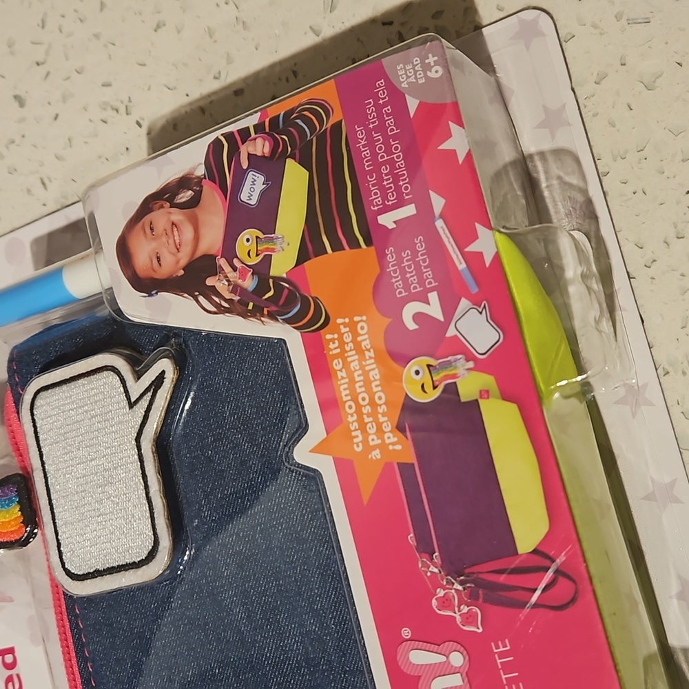 LITTLE MISS MATCHED ATTACH-A-PATCH DENIM POUCH - Picture 4 of 6